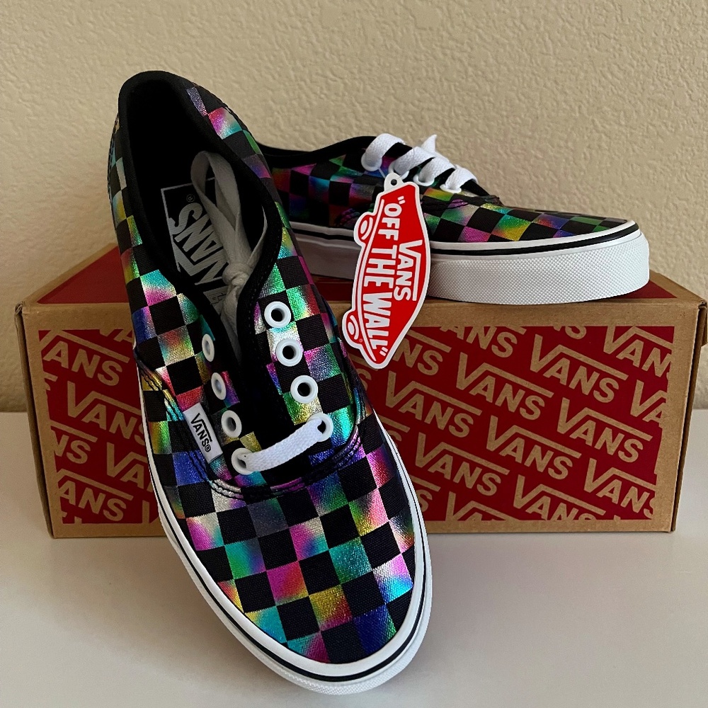 VANS NEW Iridescent checker
